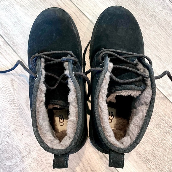 NWT UGG Men’s size 10 Neumel Black Suede Classic Boots - Picture 5 of 8